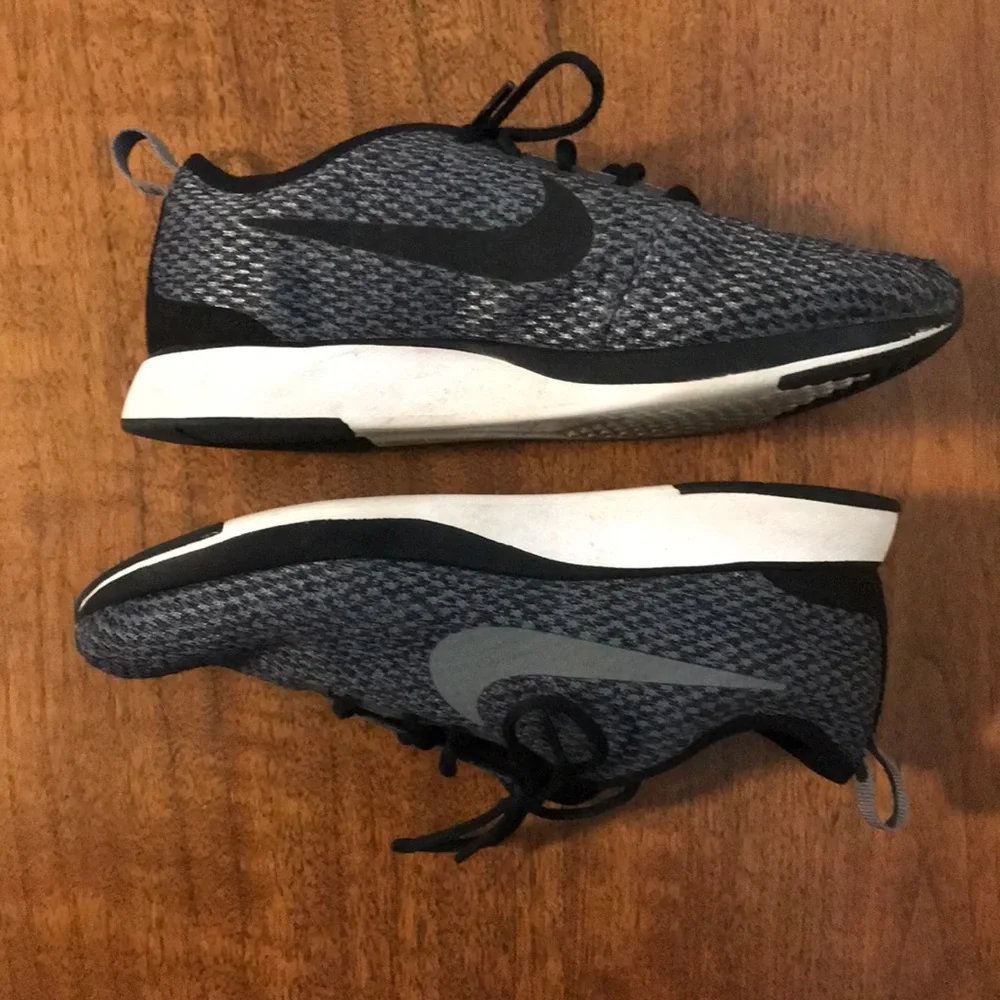 Nike Youth Gray Black/Gray Dualtone Racer Sneaker